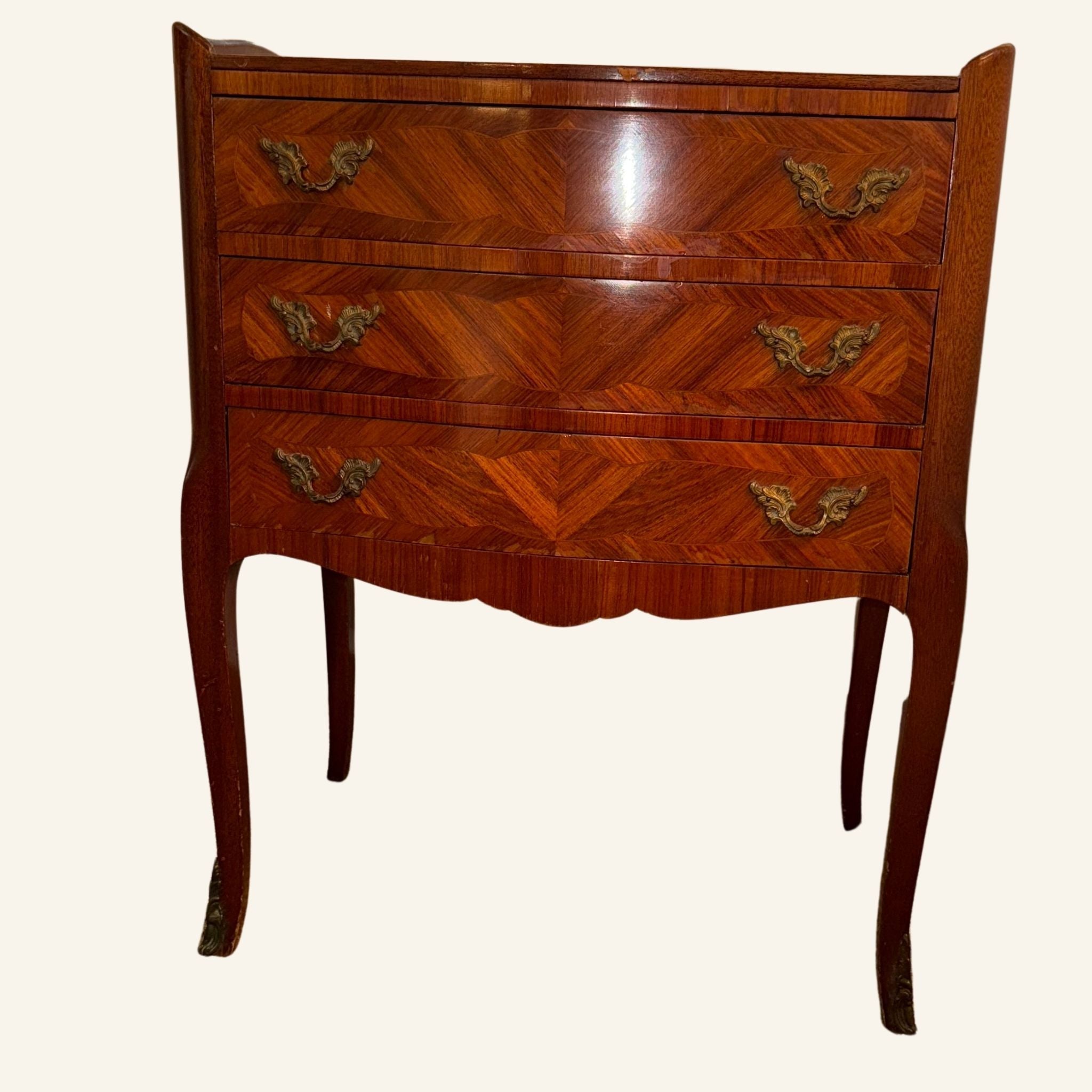 Pair of 19th Century French Antique Louis XV Style Marquetry Inlay Bedside Chests - Drue Bohrer Antiques